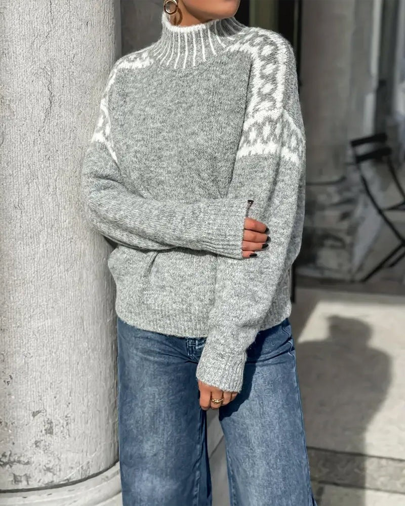 Women's Turtleneck Sweater – Relaxed Soft-Knit Fit