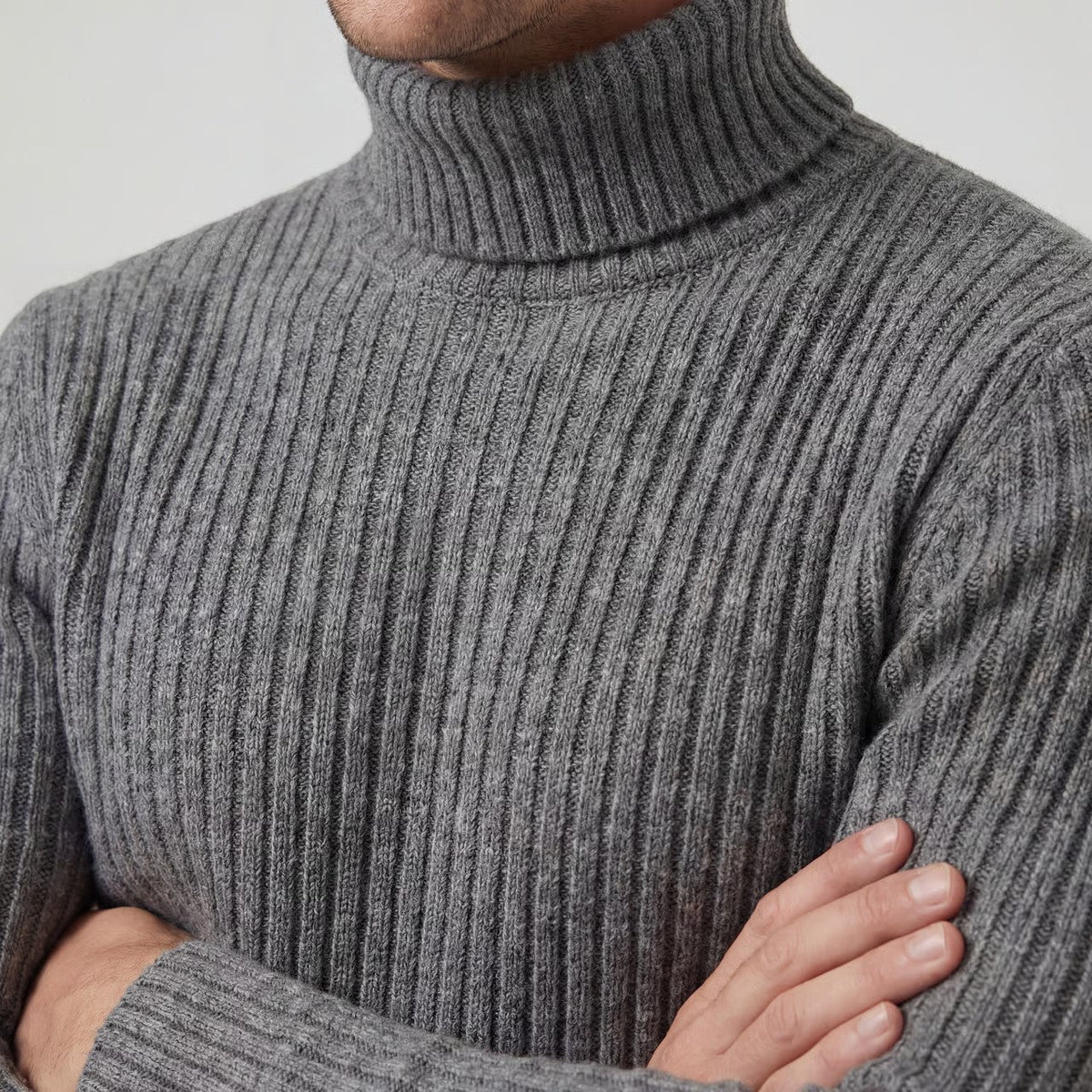 Men's Turtleneck Sweater – Slim Fine-Knit Fit
