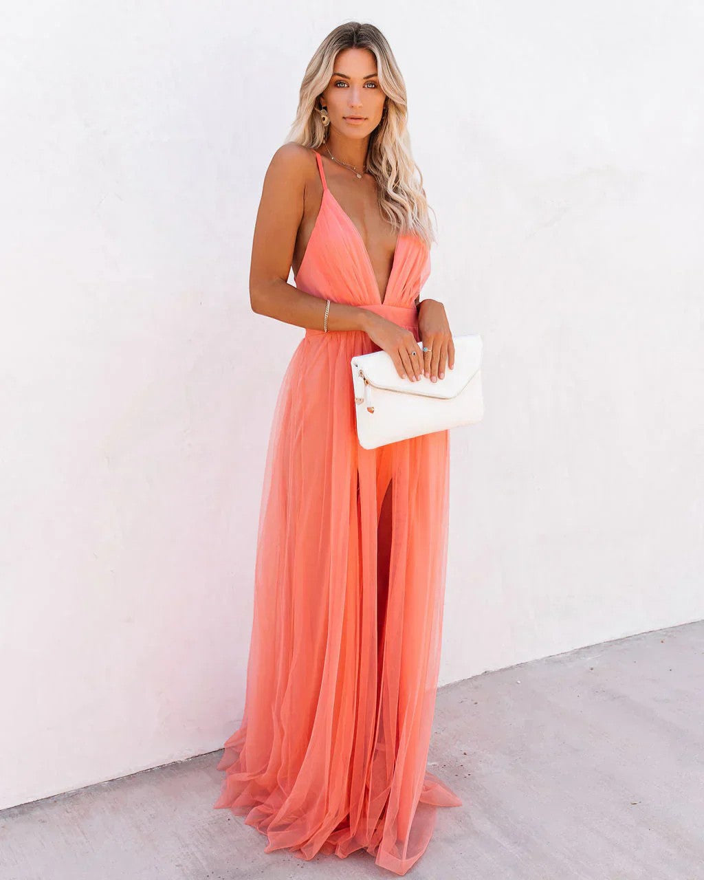 Women's V-Neck Maxi Dress – Fitted Waist Flowing Skirt