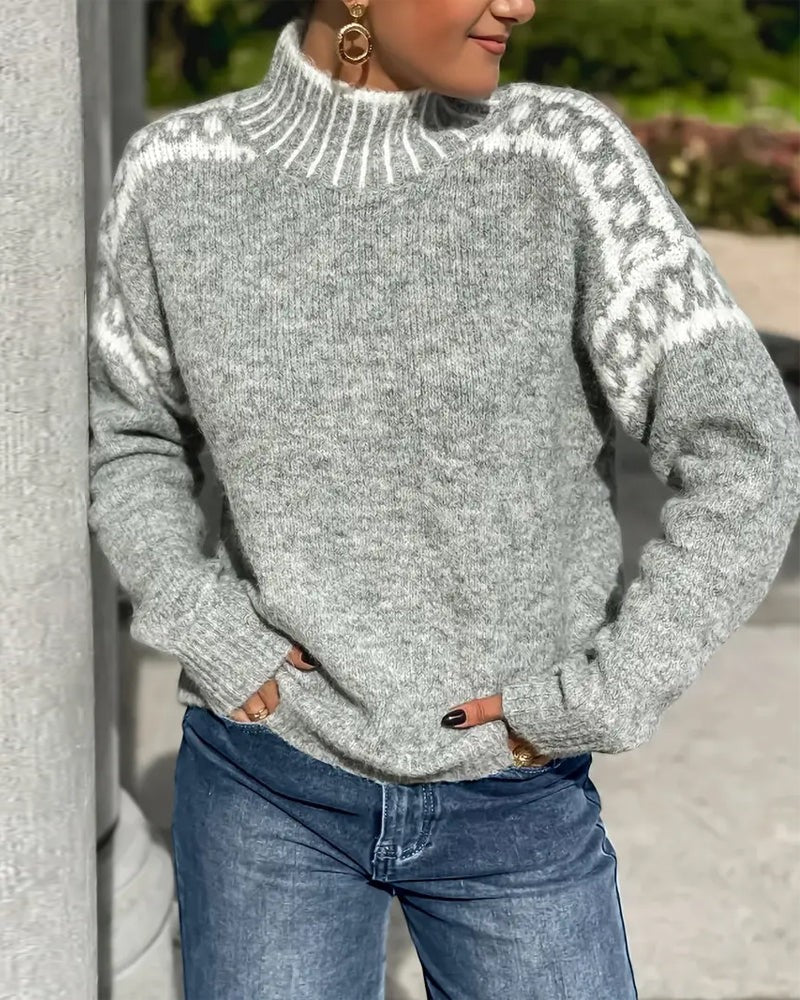 Women's Turtleneck Sweater – Relaxed Soft-Knit Fit