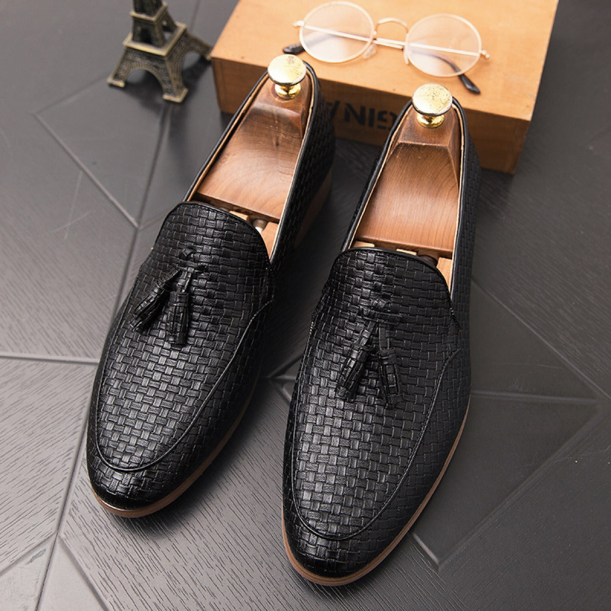Men's Tassel Loafer – Textured Upper Slip-On