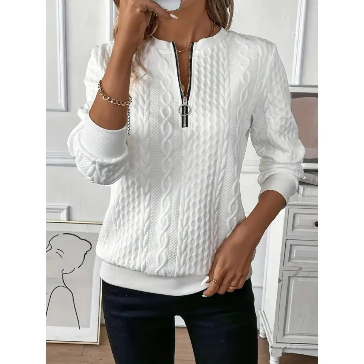 Women's Cable-Knit Sweater – Quarter-Zip Crew Neck