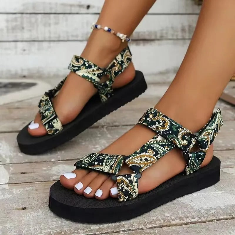 Women's Flat Sandal – Crisscross Textured Straps