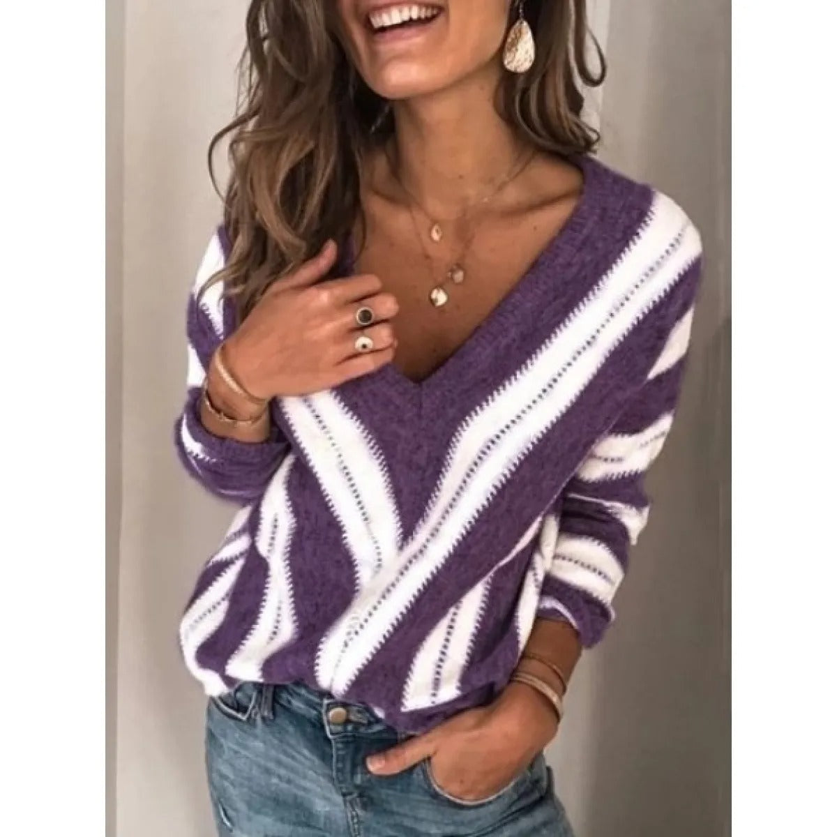 Women's V-Neck Knit Sweater – Diagonal Chevron Stripe