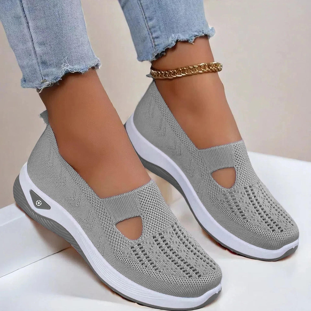 Women's Slip-On Mesh Sneakers – Memory Foam Cushioning