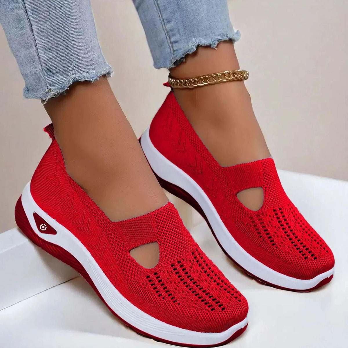 Women's Slip-On Mesh Sneakers – Memory Foam Cushioning