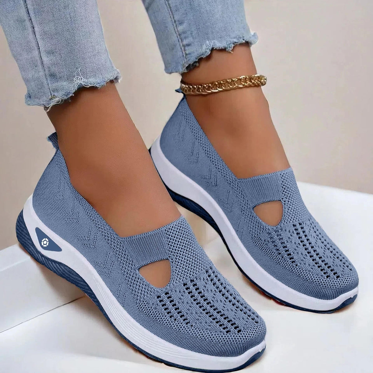 Women's Slip-On Mesh Sneakers – Memory Foam Cushioning
