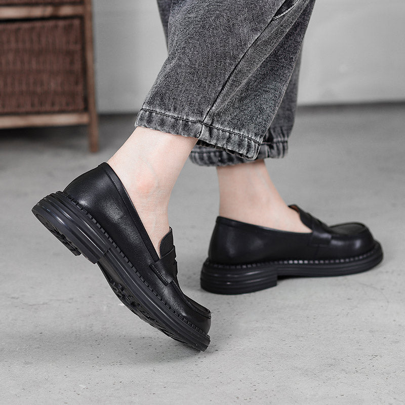 Women's Leather Loafer – Round Toe, Mid Heel