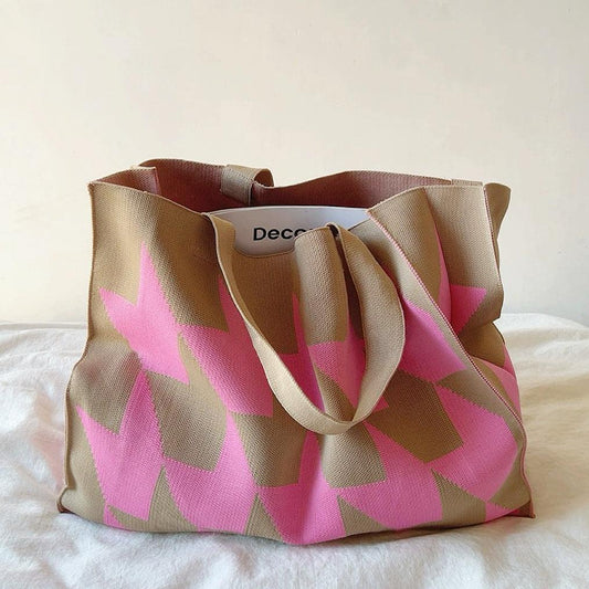 Women's Woven Shopper Bag – Oversized Geometric Pattern